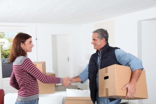 Customer receiving assistance during a home move